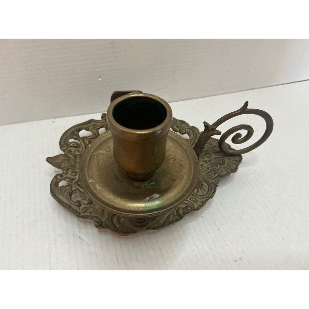 Vintage Brass Chamberstick Candle Holder Ornate Scroll Filigree Gold - Picture 8 of 15